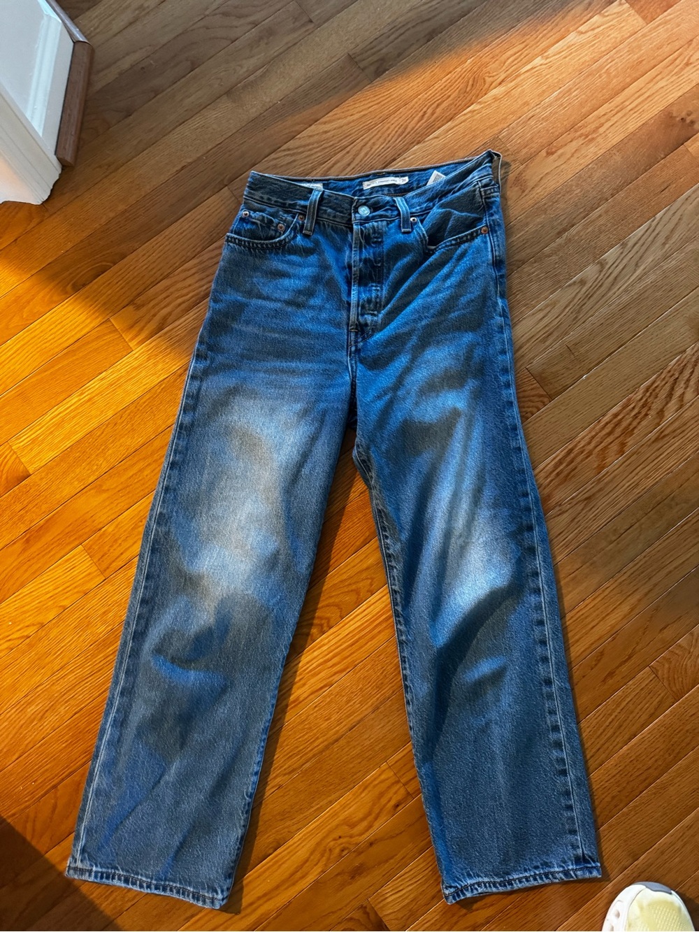 Levi Ribcage Straight Ankle Jeans